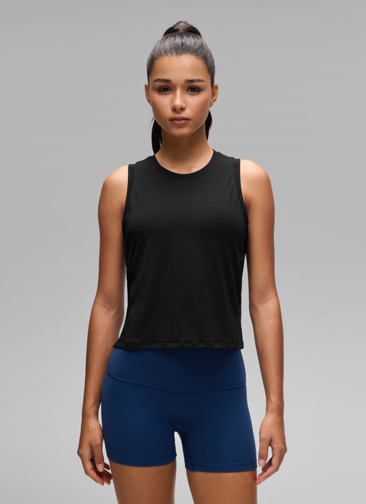 CRZ YOGA Women's Quick Dry Crop Racerback Sleevesless Tank Tops Black @model_info:A