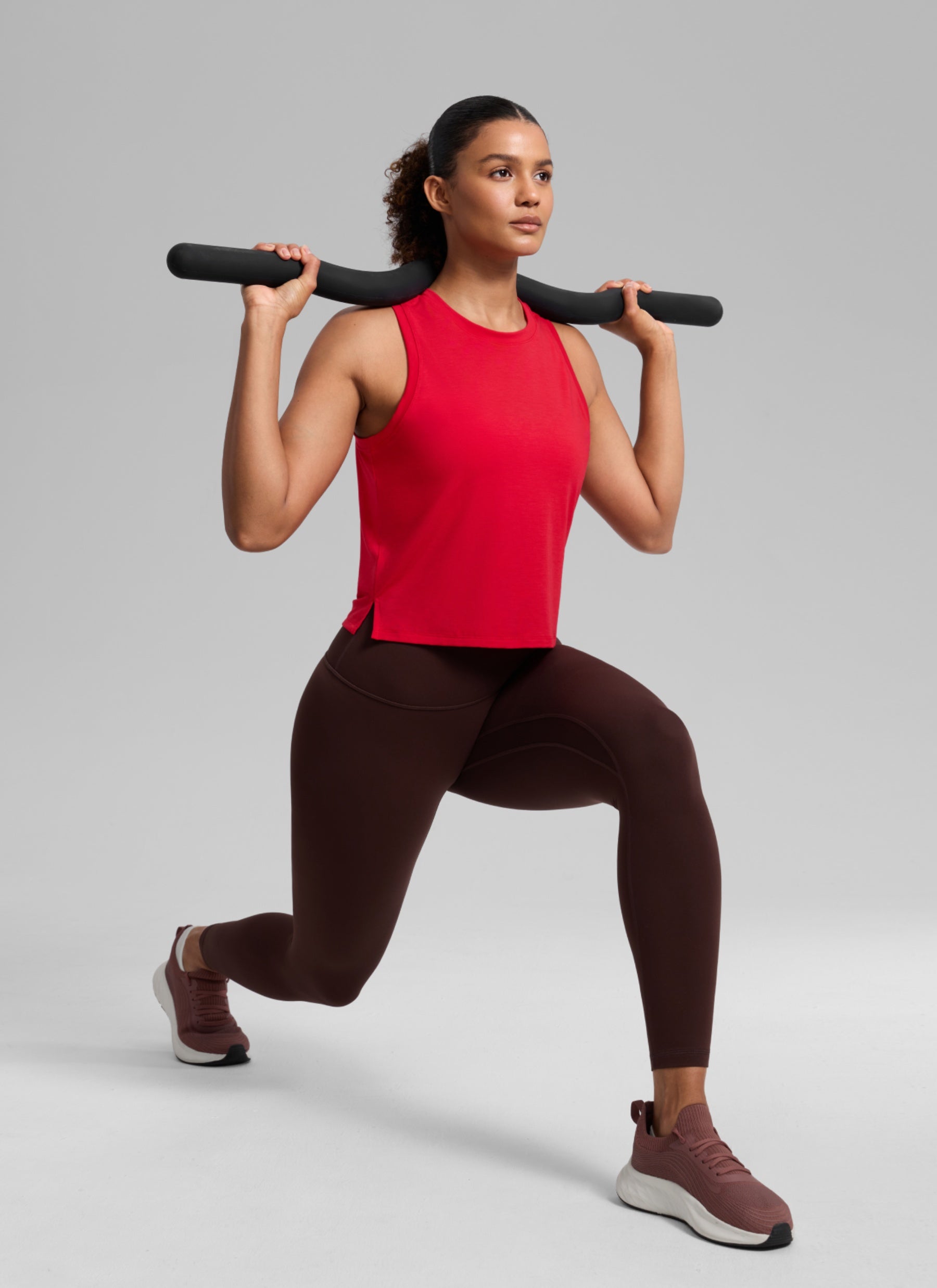 CRZ YOGA Women's Quick Dry Crop Racerback Sleevesless Tank Tops Aurora Red @model_info:B