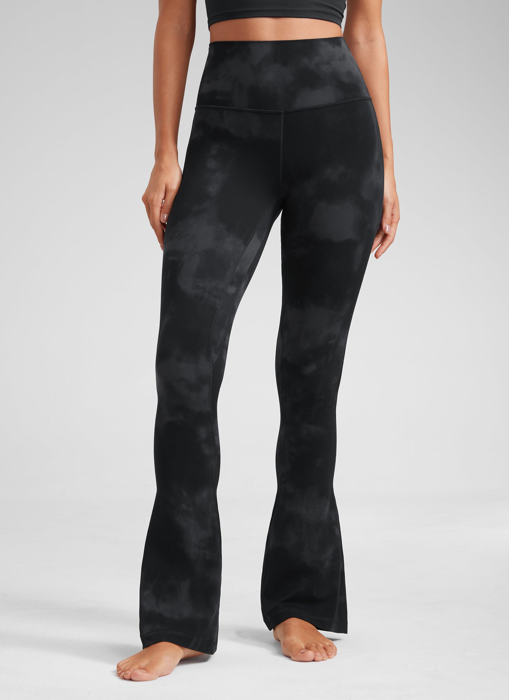 CRZ YOGA Women  Butterluxe High Waist Pockets Mini Flared Leggings 32