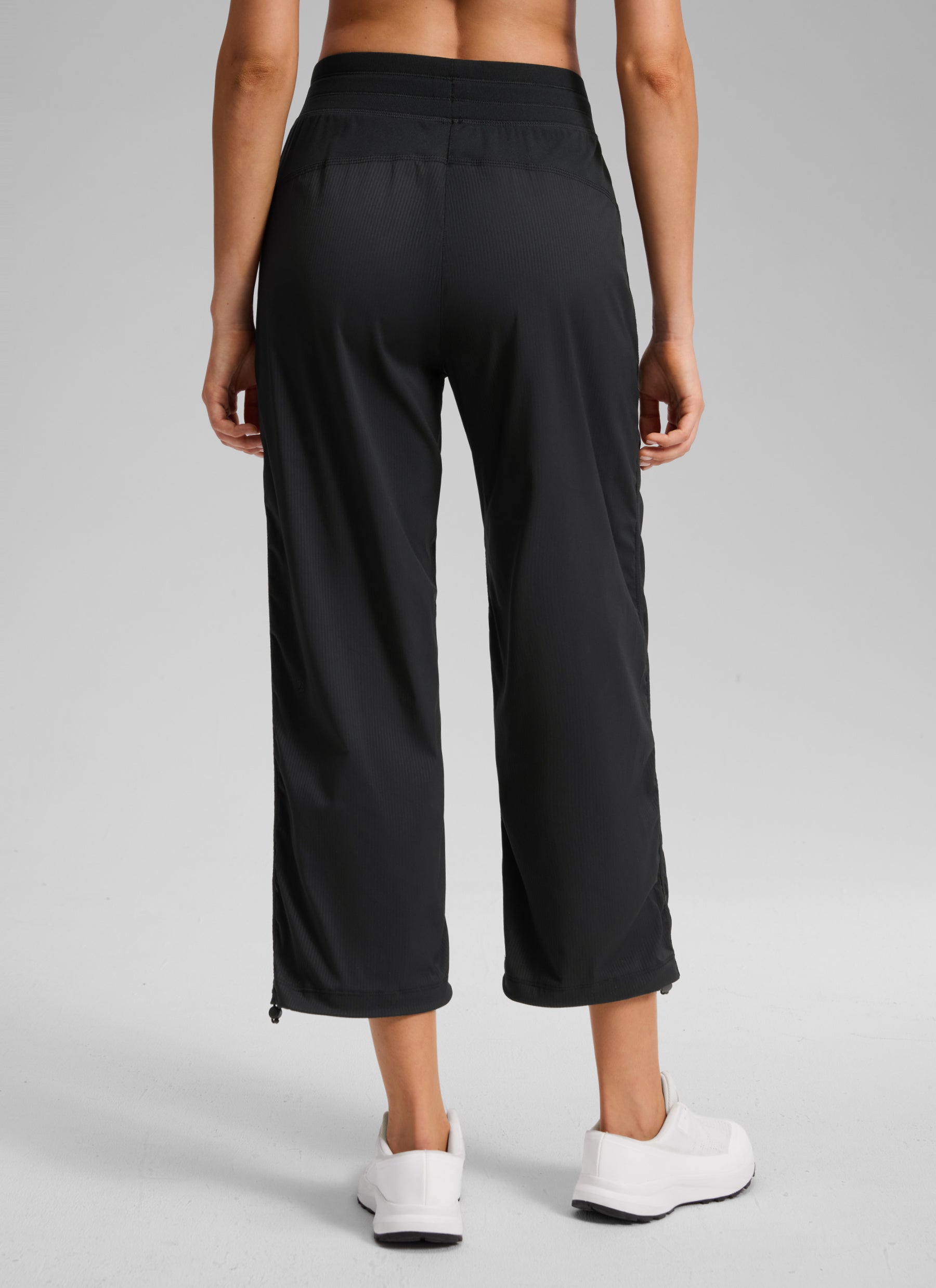 CRZ YOGA Women's Lightweight Drawstring Pocket Straight Leg Pant 24 Black