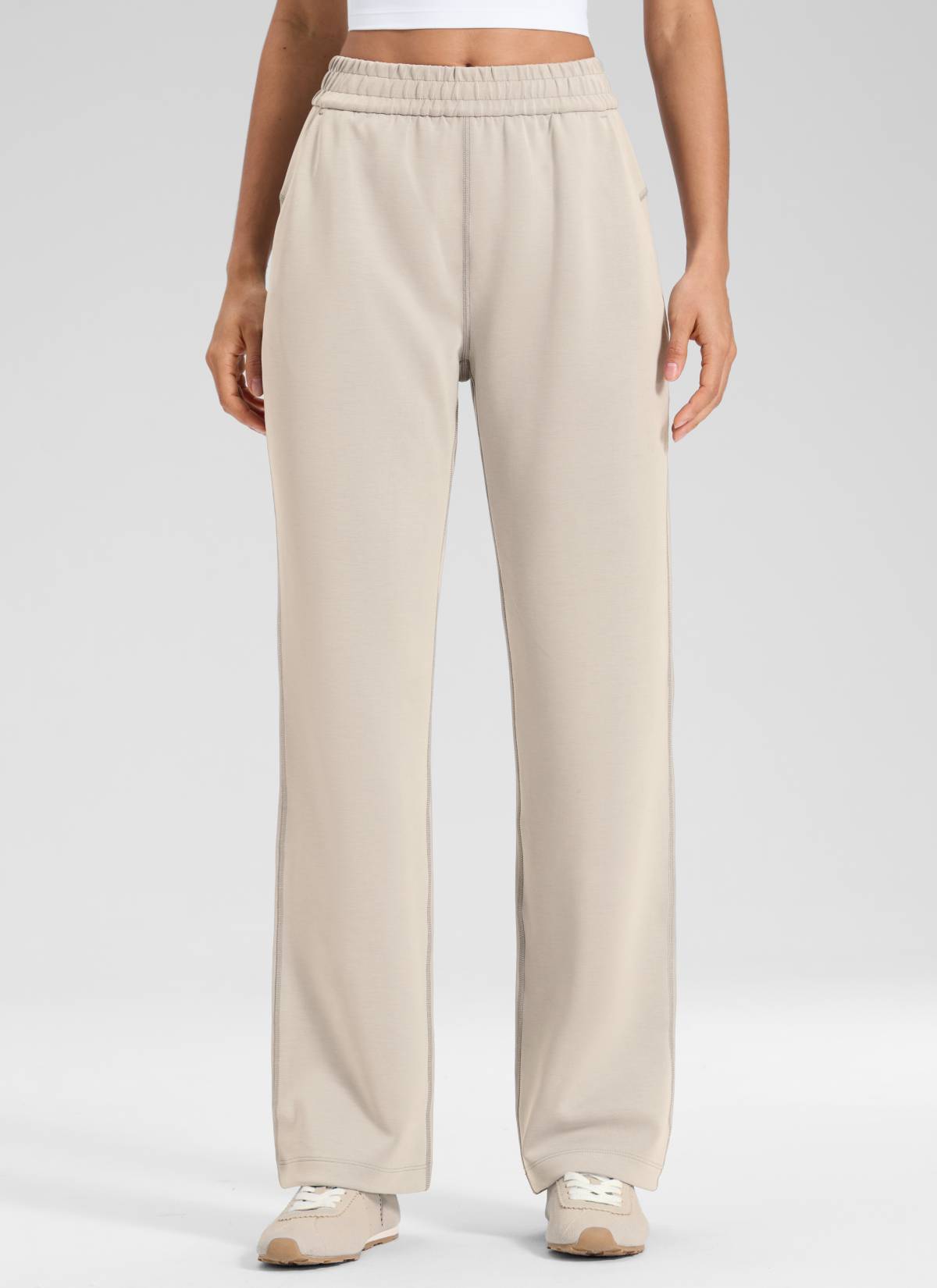 CRZ YOGA Women's SoftAura High Rise Wide Leg Pants with Pockets 31'' Mojave Tan @model_info:Larissa