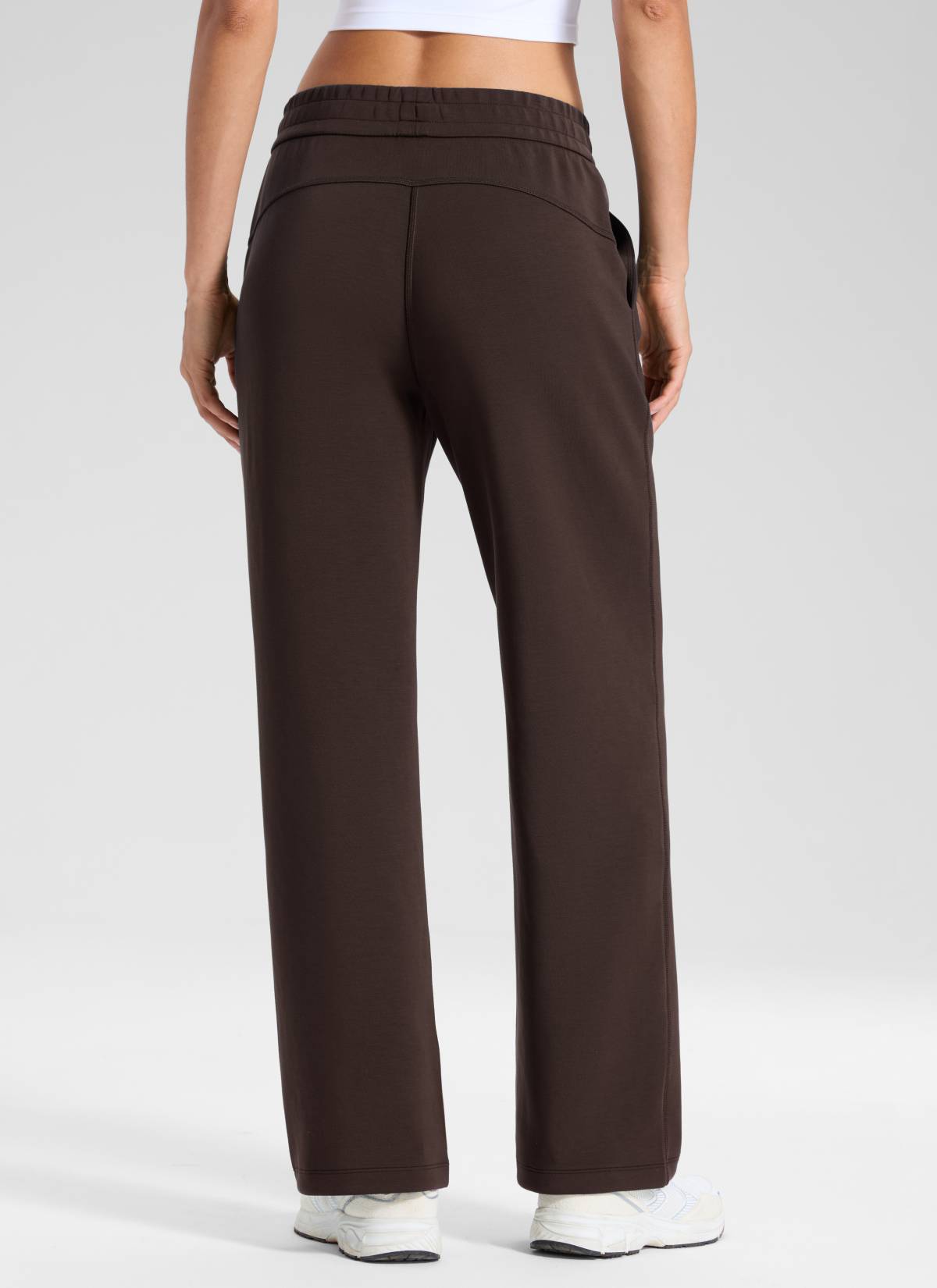 CRZ YOGA Women's SoftAura High Rise Wide Leg Pants with Pockets 31'' Hot Fudge Brown @model_info:Larissa
