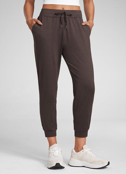 CRZ YOGA Women's Cloud Jersey Capri Joggers 25'' with Pockets