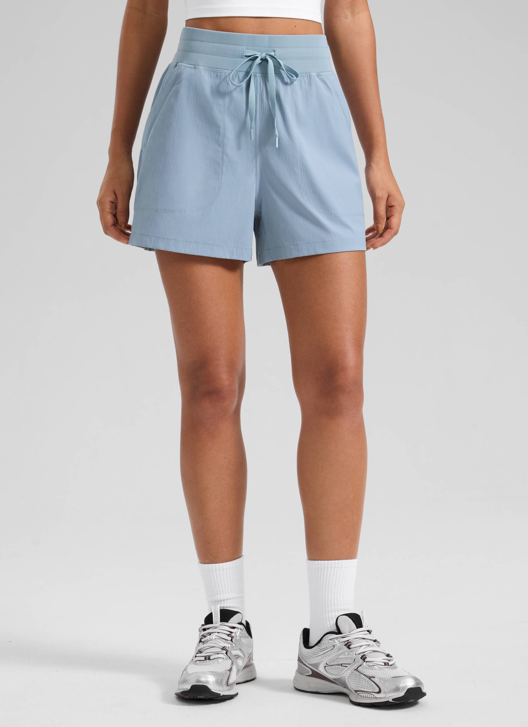 今期CLUBHAUS Center Press Easy Shorts CRZ YOGA Women's Casual High Rise Drawstring Pocketed Shorts 3.5