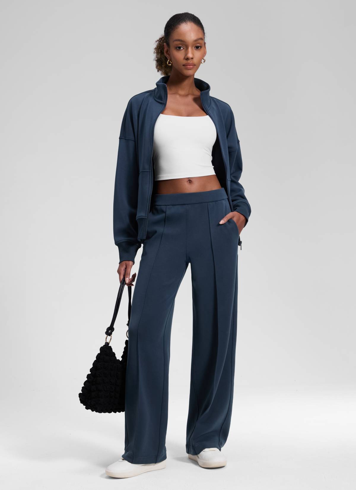 CRZ YOGA Women's SoftAura Casual Mid Rise Pocket Straight Leg Pant 30