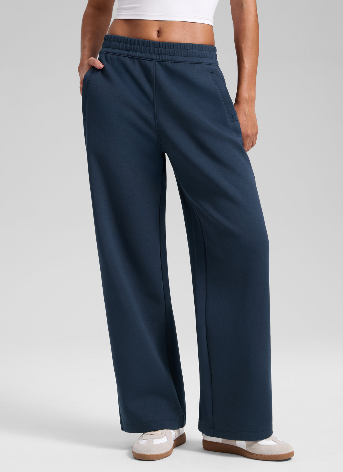 CRZ YOGA Women's Casual Soft Spacer Straight Leg Sweatpant 29