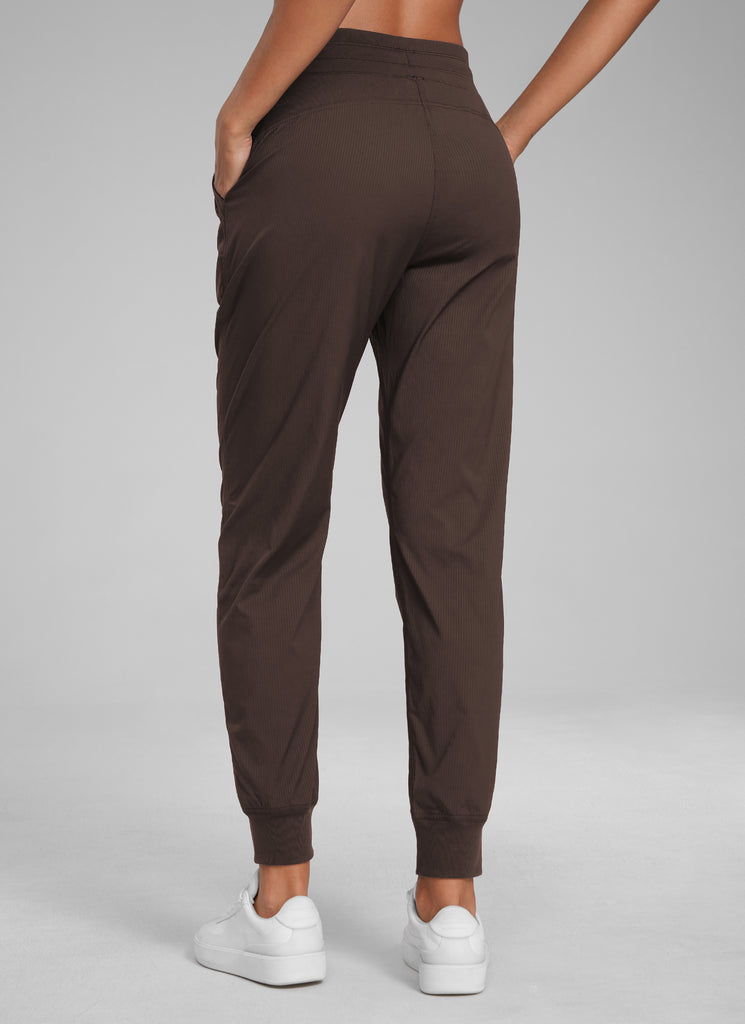 CRZ YOGA Women's Travel Classic Fit Striped Joggers 28'' Ruched Coffee Brown