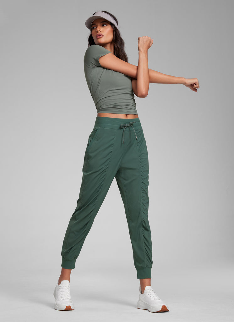 CRZ YOGA Women Lightweight Workout Joggers 26" with Pockets Hot Fudge Brown