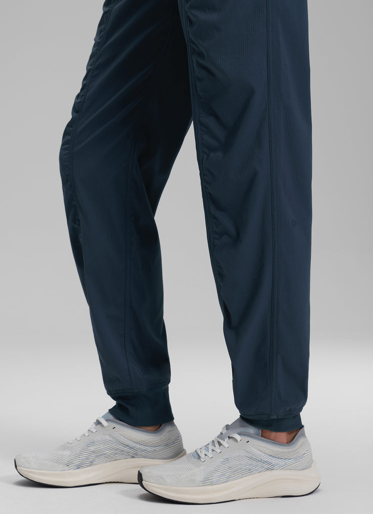 CRZ YOGA Women's Casual High Rise Drawstring Pocket Ruched Jogger 30'' Ink Blue
