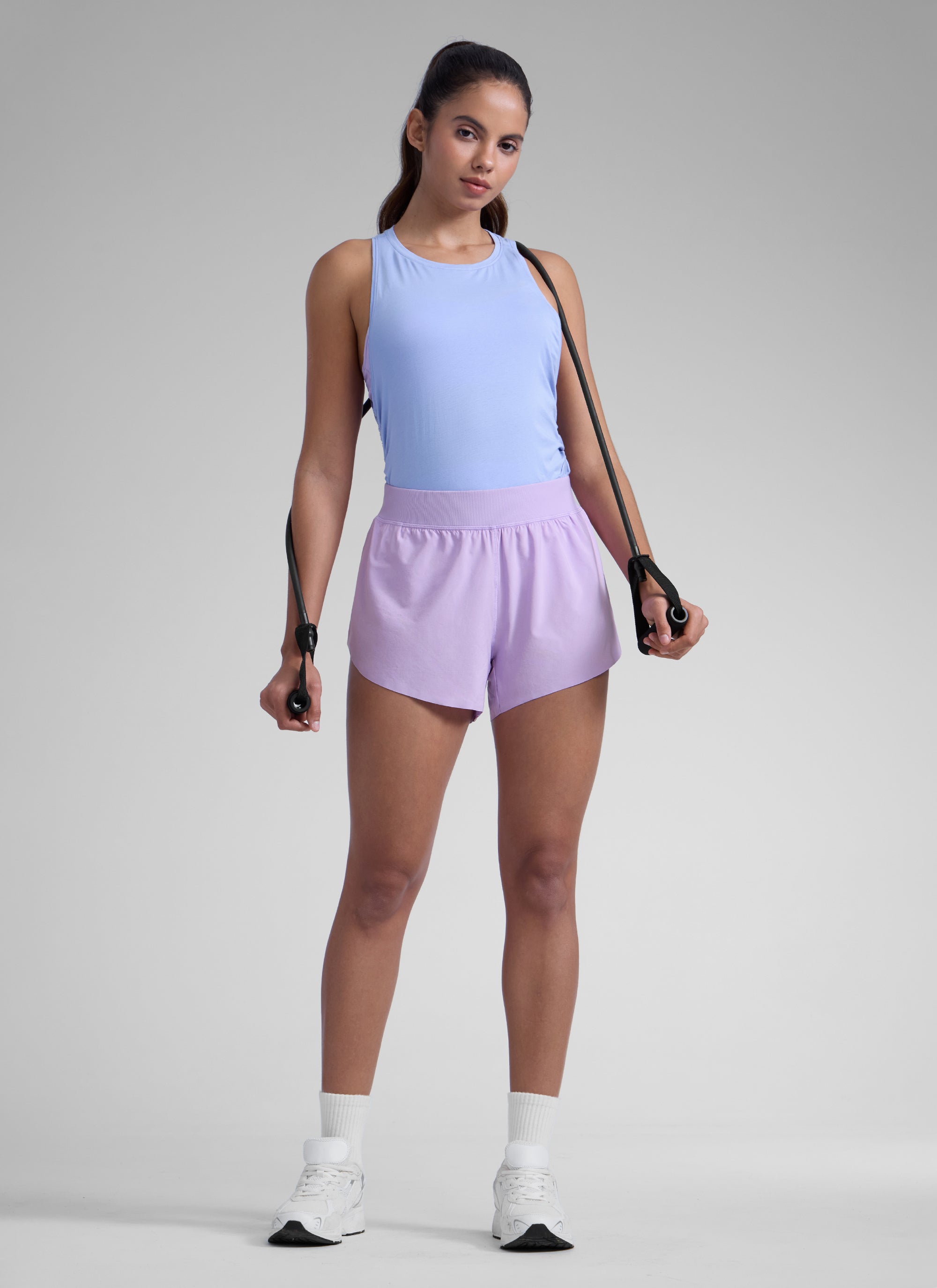 CRZ YOGA Hoge Taille Running Shorts voor Vrouwen 2.5 Mesh Liner Quick Dry Sport Atletische Workout Shorts met Rits Pocket Grijze Salie XL CRZ YOGA Hoge Taille Running Shorts voor Vrouwen 2.5 Mesh Liner Quick Dry Sport Atletische Workout Shorts met Rits Pocket Grijze Salie XL
