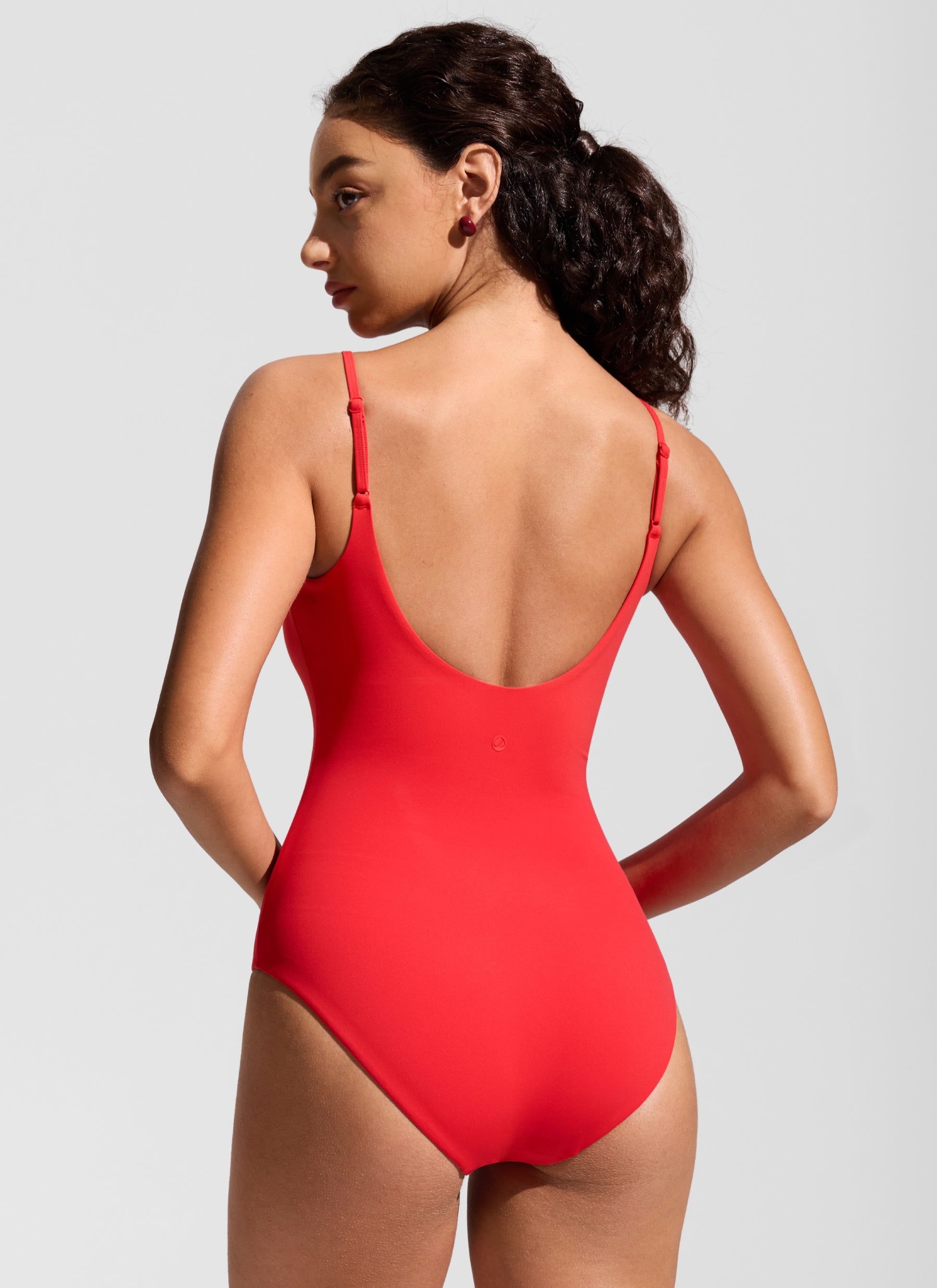 CRZ YOGA Women's Swimwear Nexfeel Scoop Neck U Back One Piece Swimsuit Deep Red