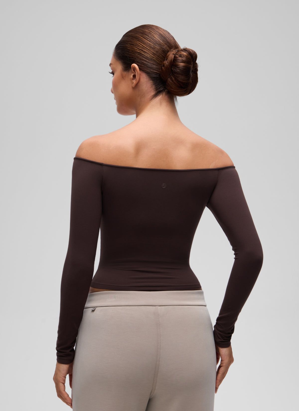 CRZ YOGA Women's Casual Softembrace Off Shoulder Tight Fit Long Sleeve Hot Fudge Brown @model_info:I