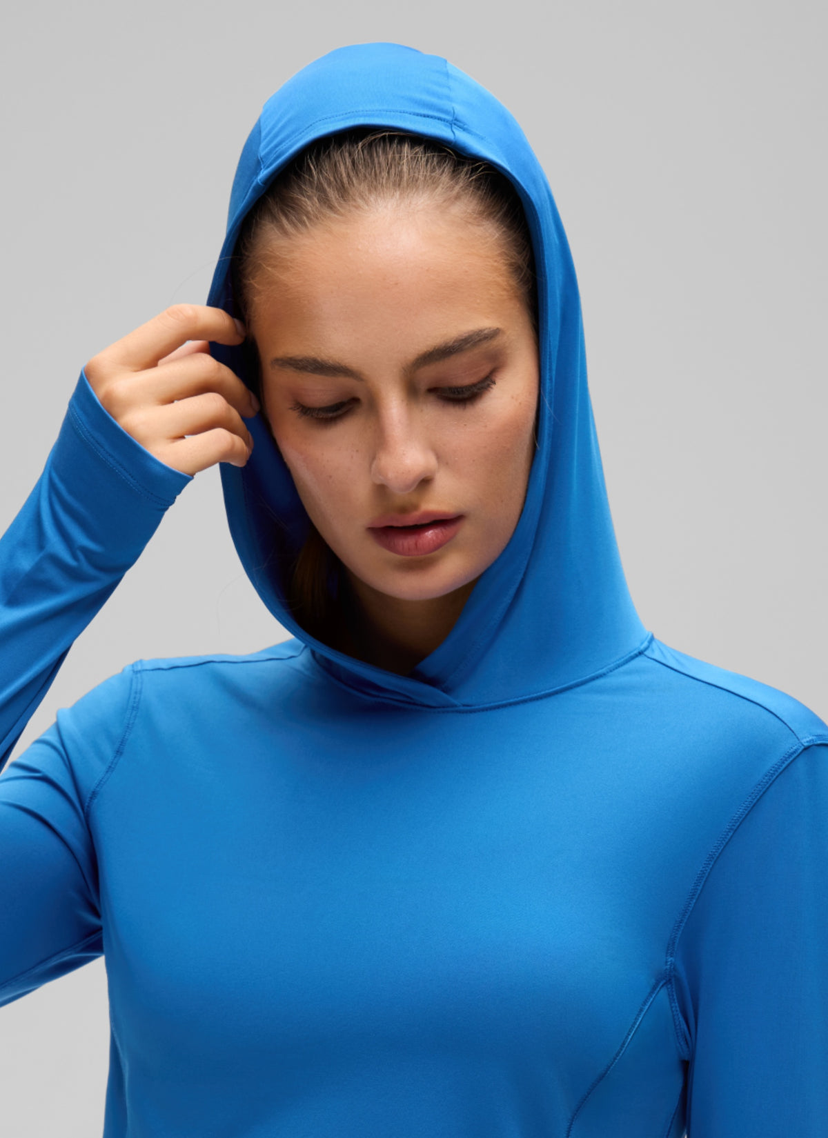 CRZ YOGA Women's UPF 50+ Long Sleeve Sun Hoodie Sparkle Blue @model_info:T