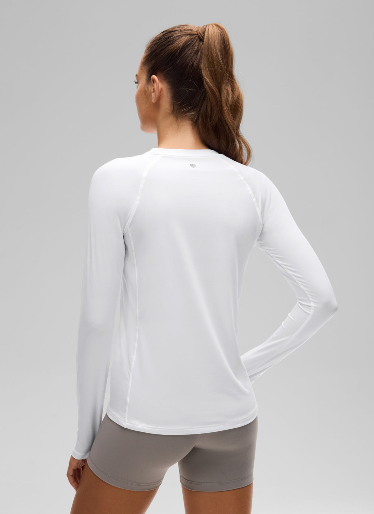 CRZ YOGA Women's Lightweight Sun Shirt Long Sleeve Tops UPF 50+ White @model_info:T