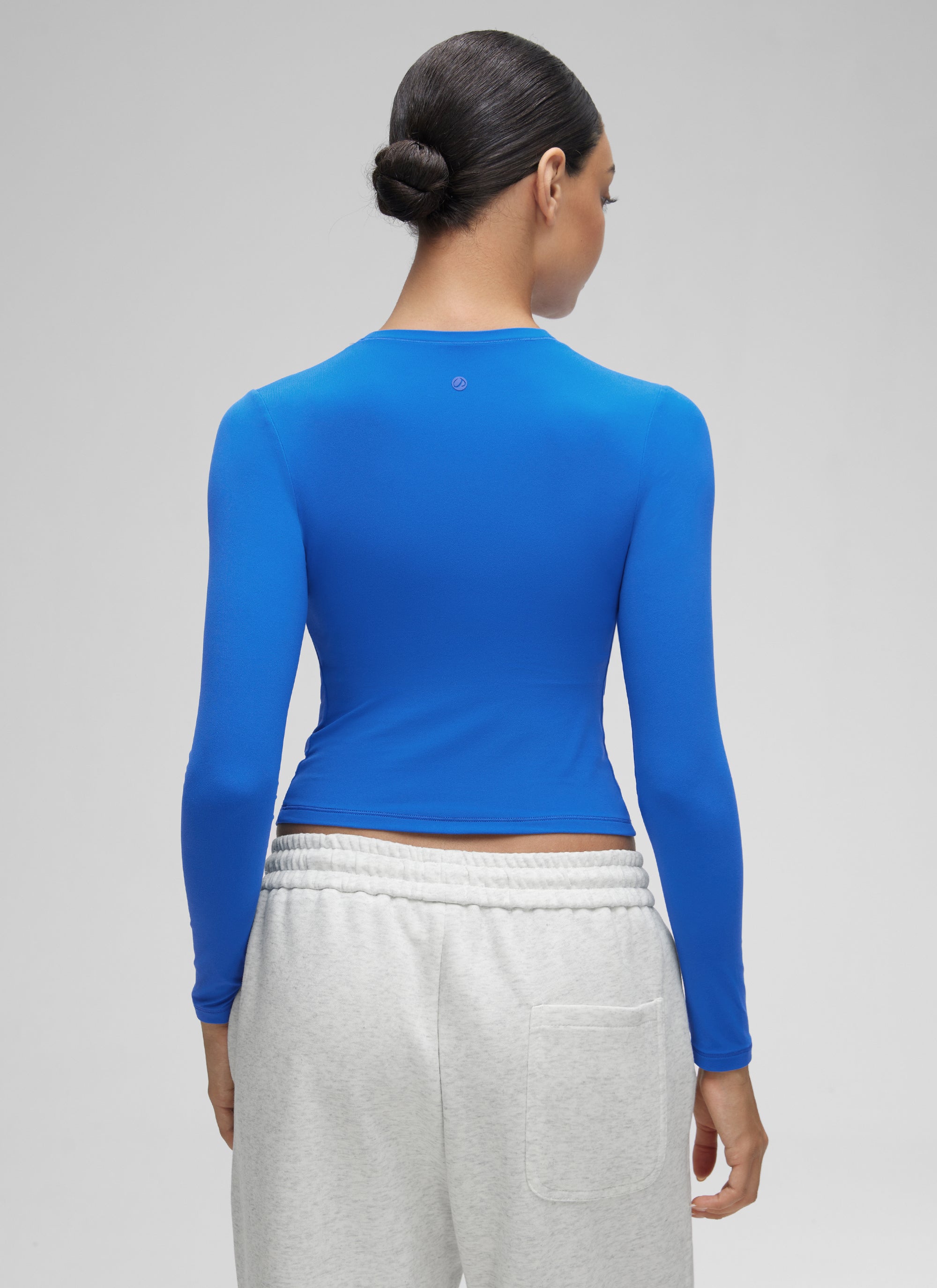 CRZ YOGA Women's Crew Neck Tight Fit Long Sleeve Shirts Casual Tee White