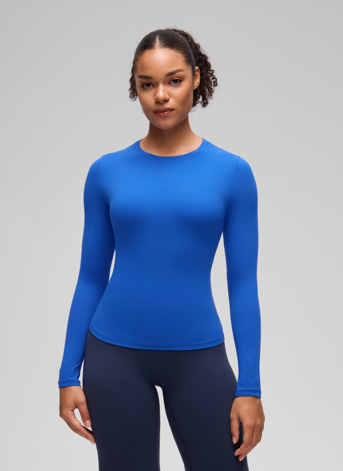 CRZ YOGA Women's Crew Neck Tight Fit Long Sleeve Shirts Casual Tee Sparkle Blue @model_info:F