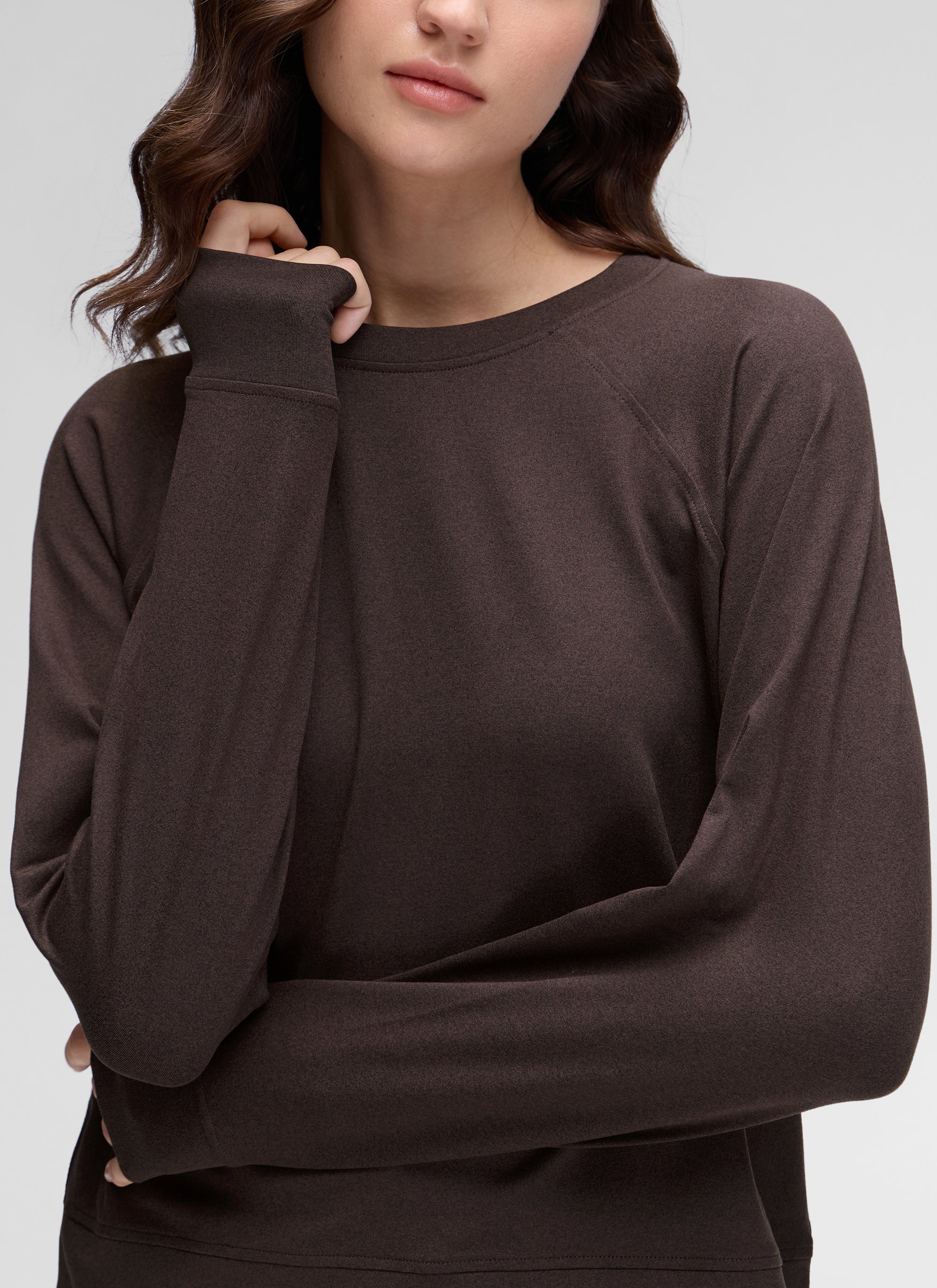 CRZ YOGA Women Casual Lightweight Relaxed Fit Long Sleeves Crew Neck Hot Fudge Brown